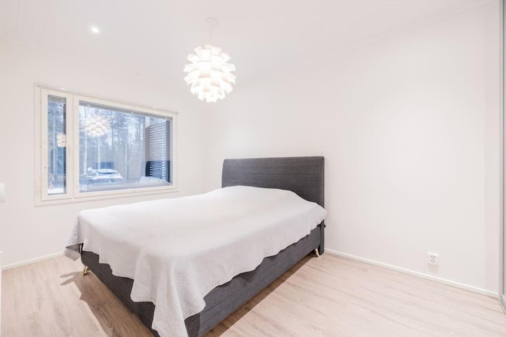 Valoisa Rivitalokolmio Rovaniemi Luaran gambar