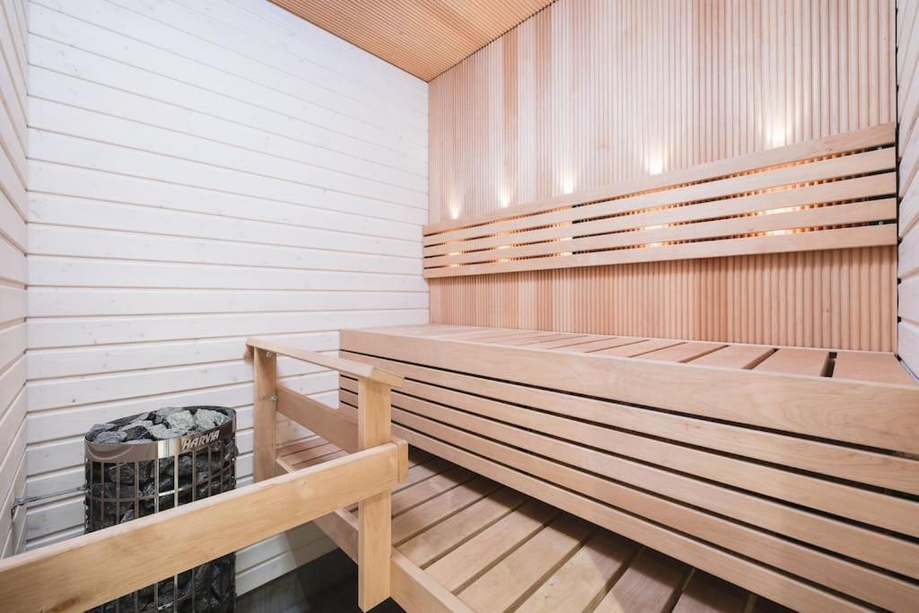 Valoisa Rivitalokolmio Rovaniemi Luaran gambar